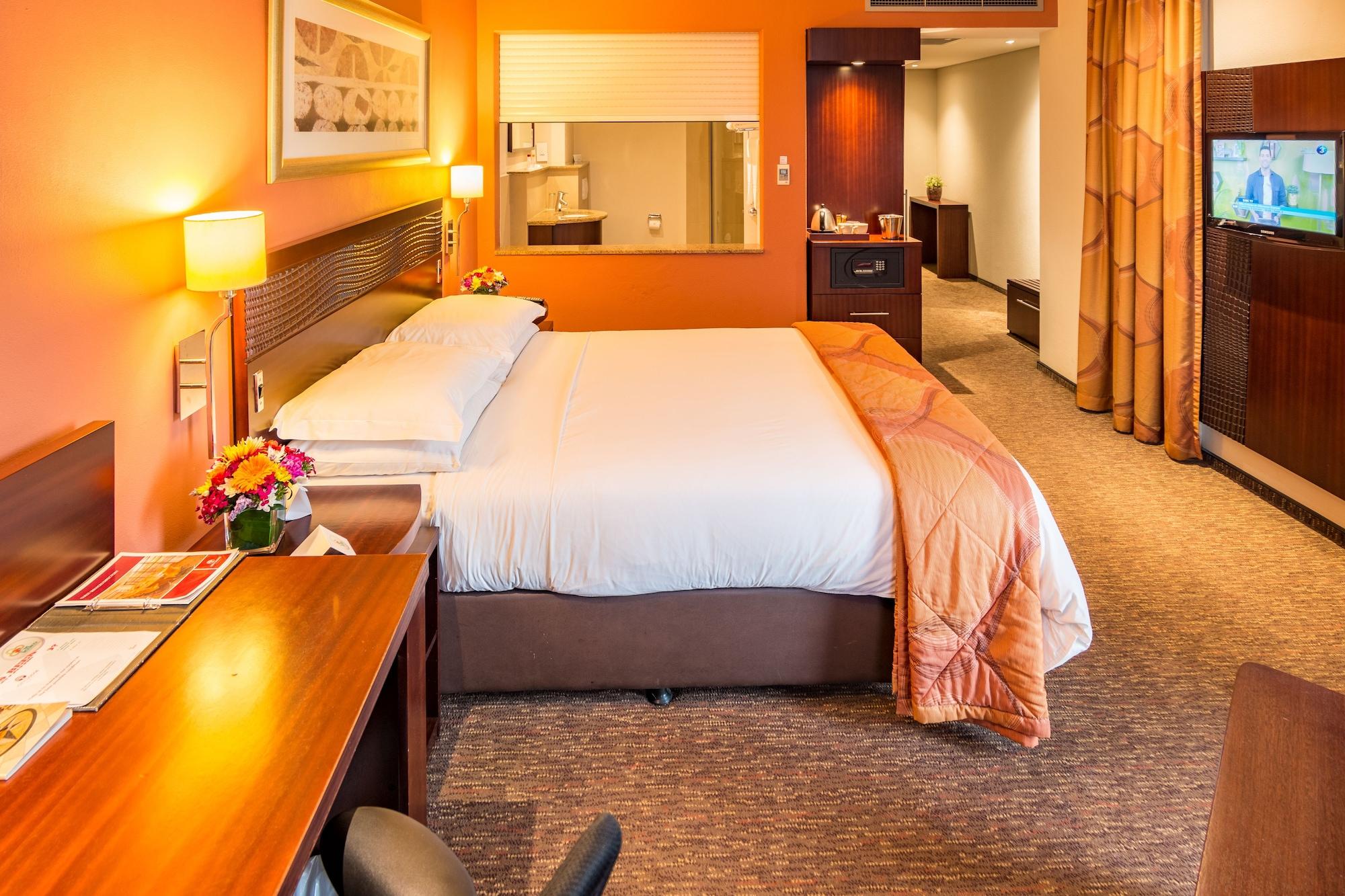 City Lodge Hotel Hatfield, Претория Экстерьер фото